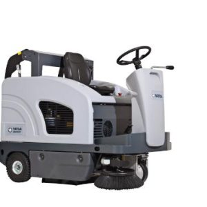 Nilfisk SW4000 B Ride On Sweeper
