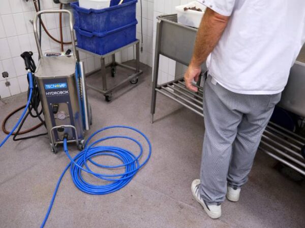 Duplex Industrial Hot Water Pressure Washer - Image 2